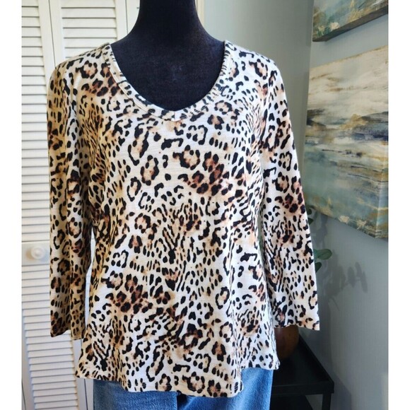 Chico’s Size Medium Leopard 3/4 Sleeve Stretch Top Modal Cotton Blend - Picture 10 of 10